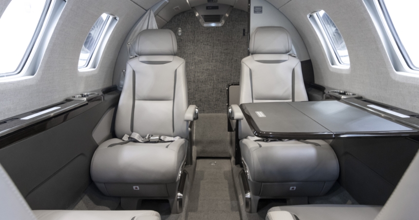 Citation M2 (OE-FNM) Kabine 1
